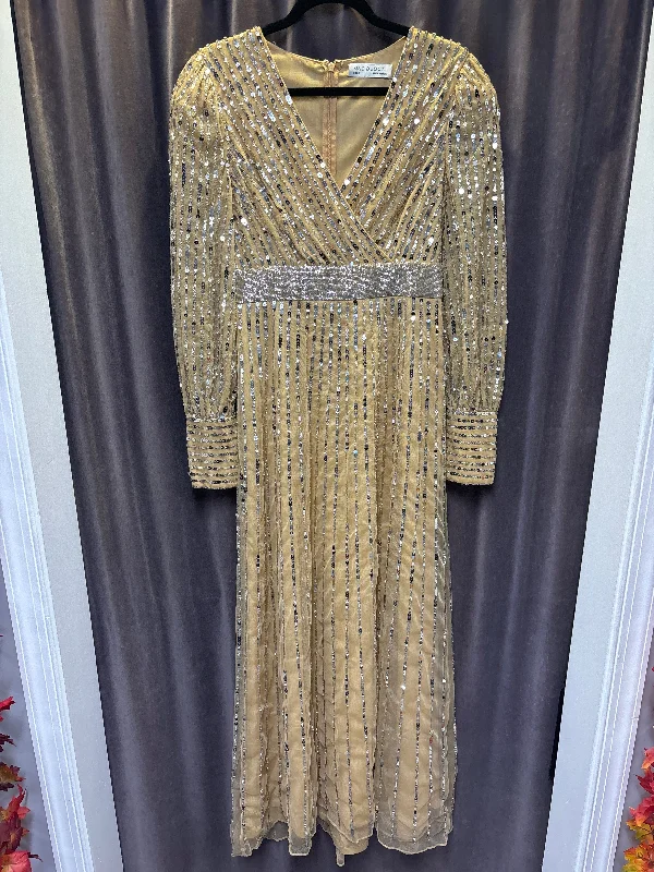 Macduggal Sequin V Neck Evening Dress - Size 8